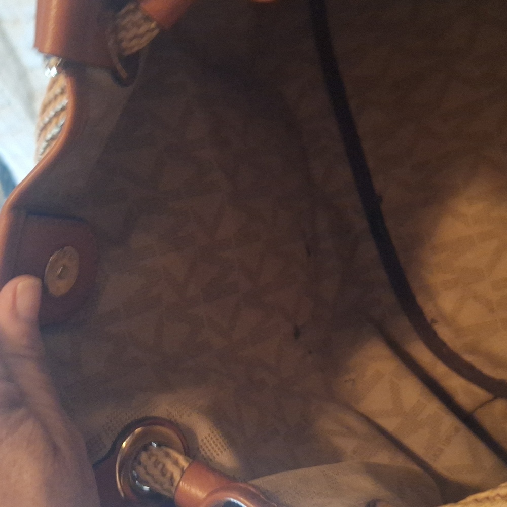 Michael Kors Brown and Tan Shoulder Bag - Picture 12 of 16